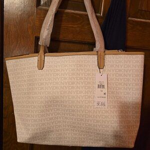 DKNY Riley Logo Tote NWT